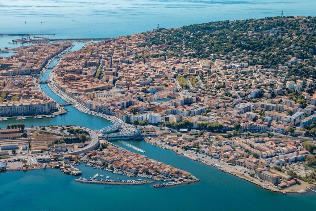 Ferienwohnung Le Calme A Deux Pas Du Port De Sète Exterior foto