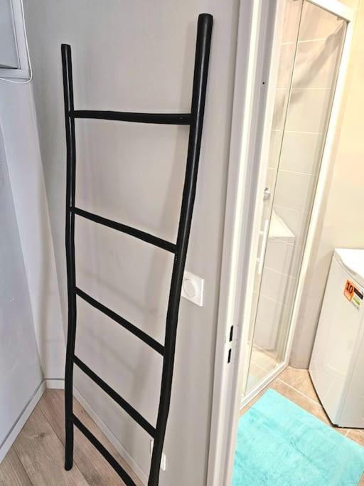 Ferienwohnung Le Calme A Deux Pas Du Port De Sète Exterior foto